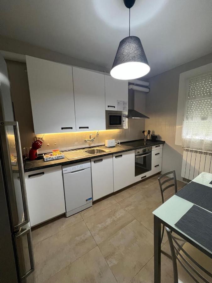 Santiago Tower Aire Ac Casco Antiguo By Apartamentos Logroño Zewnętrze zdjęcie
