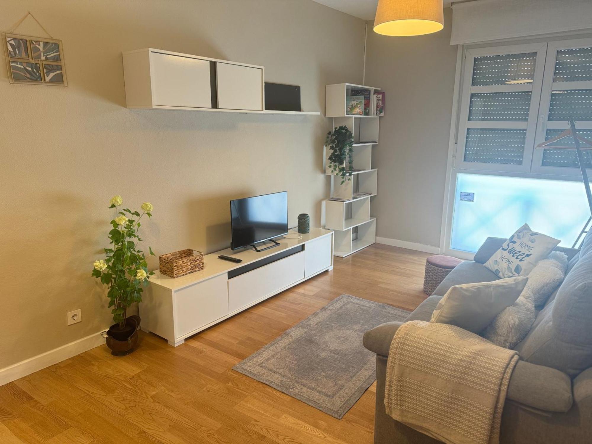 Santiago Tower Aire Ac Casco Antiguo By Apartamentos Logroño Zewnętrze zdjęcie