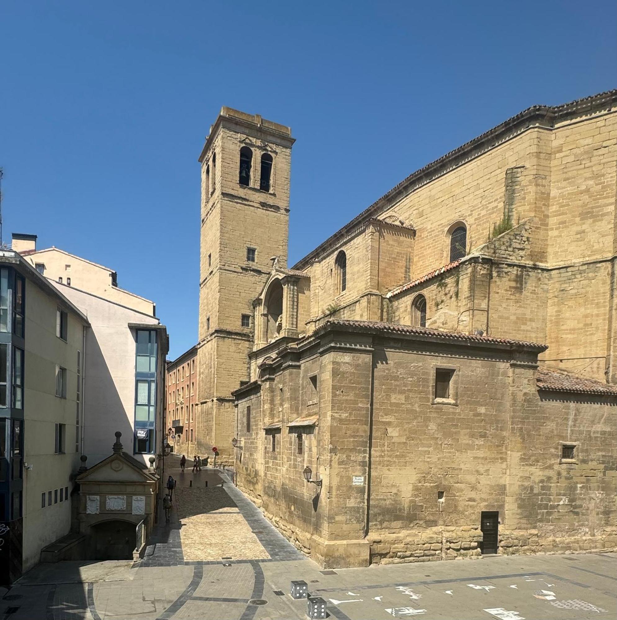 Santiago Tower Aire Ac Casco Antiguo By Apartamentos Logroño Zewnętrze zdjęcie