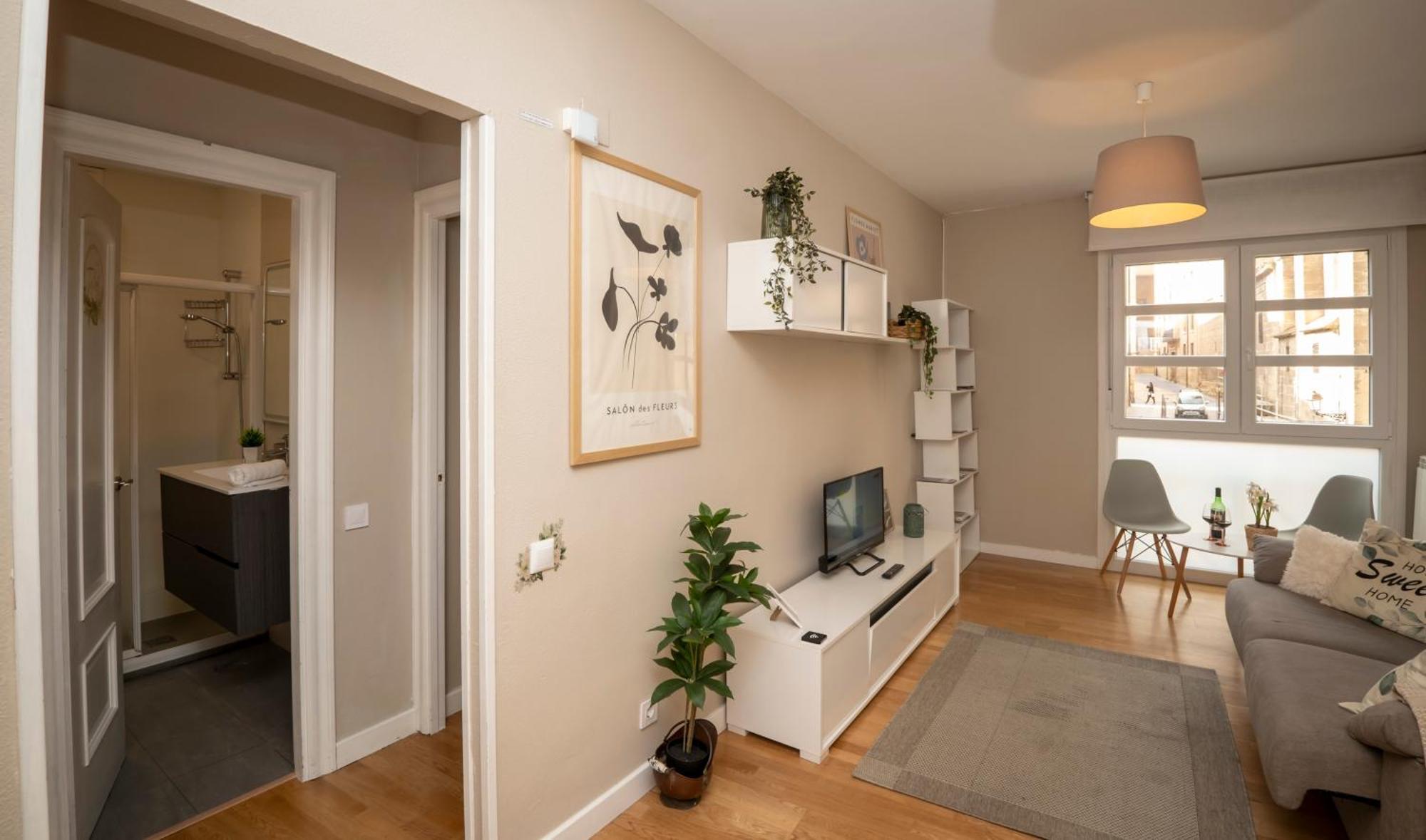 Santiago Tower Aire Ac Casco Antiguo By Apartamentos Logroño Zewnętrze zdjęcie