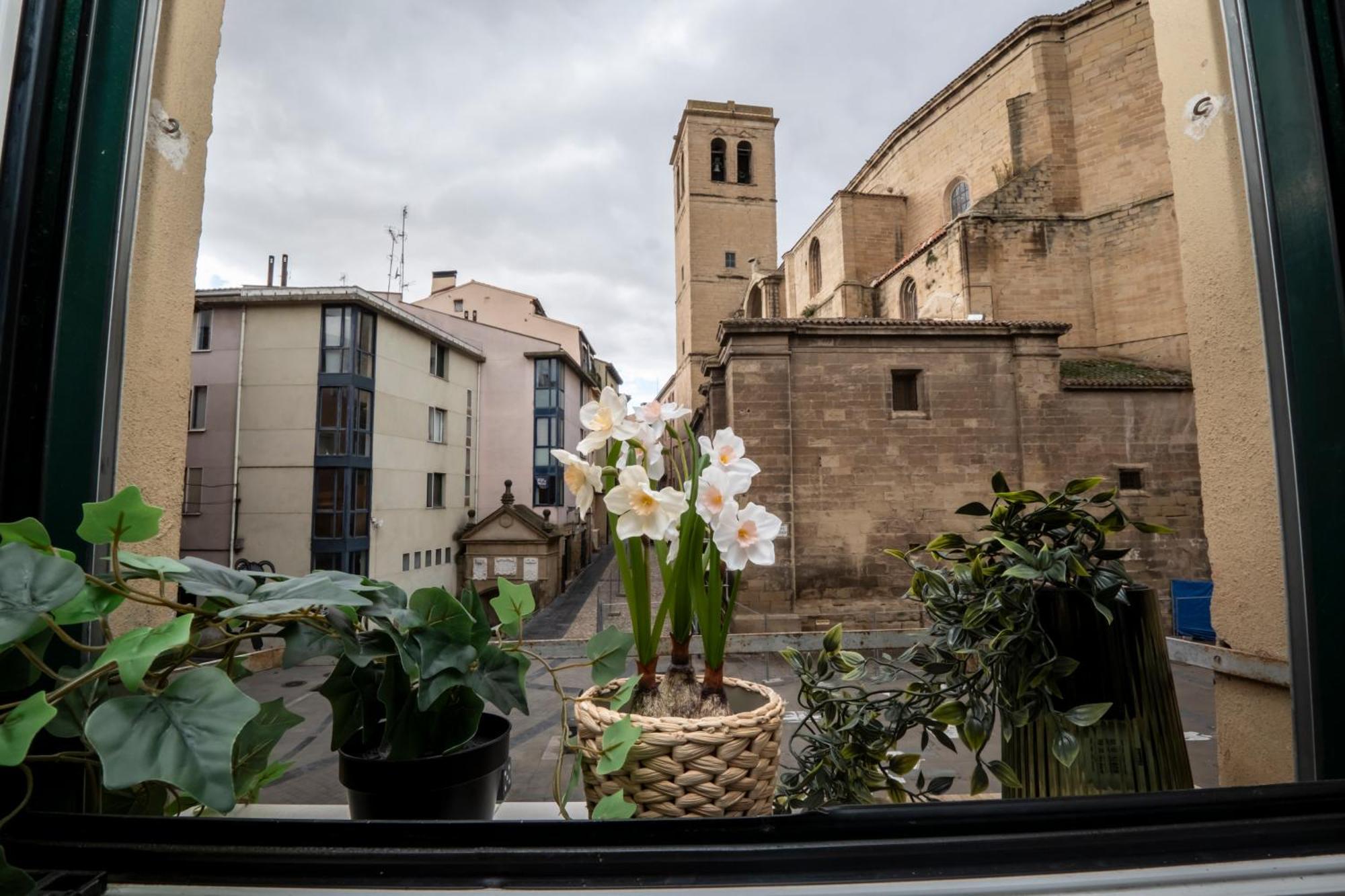 Santiago Tower Aire Ac Casco Antiguo By Apartamentos Logroño Zewnętrze zdjęcie