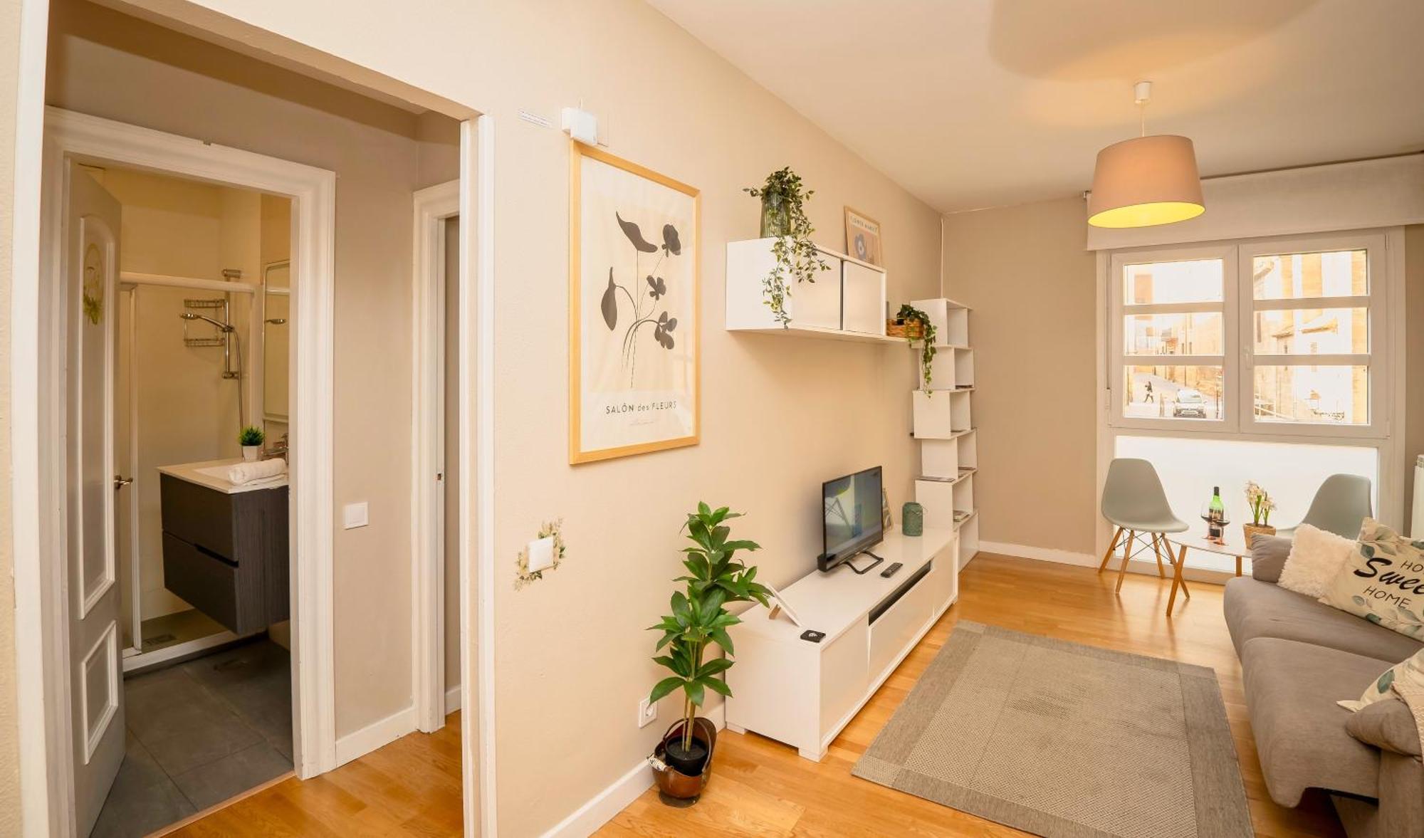 Santiago Tower Aire Ac Casco Antiguo By Apartamentos Logroño Zewnętrze zdjęcie