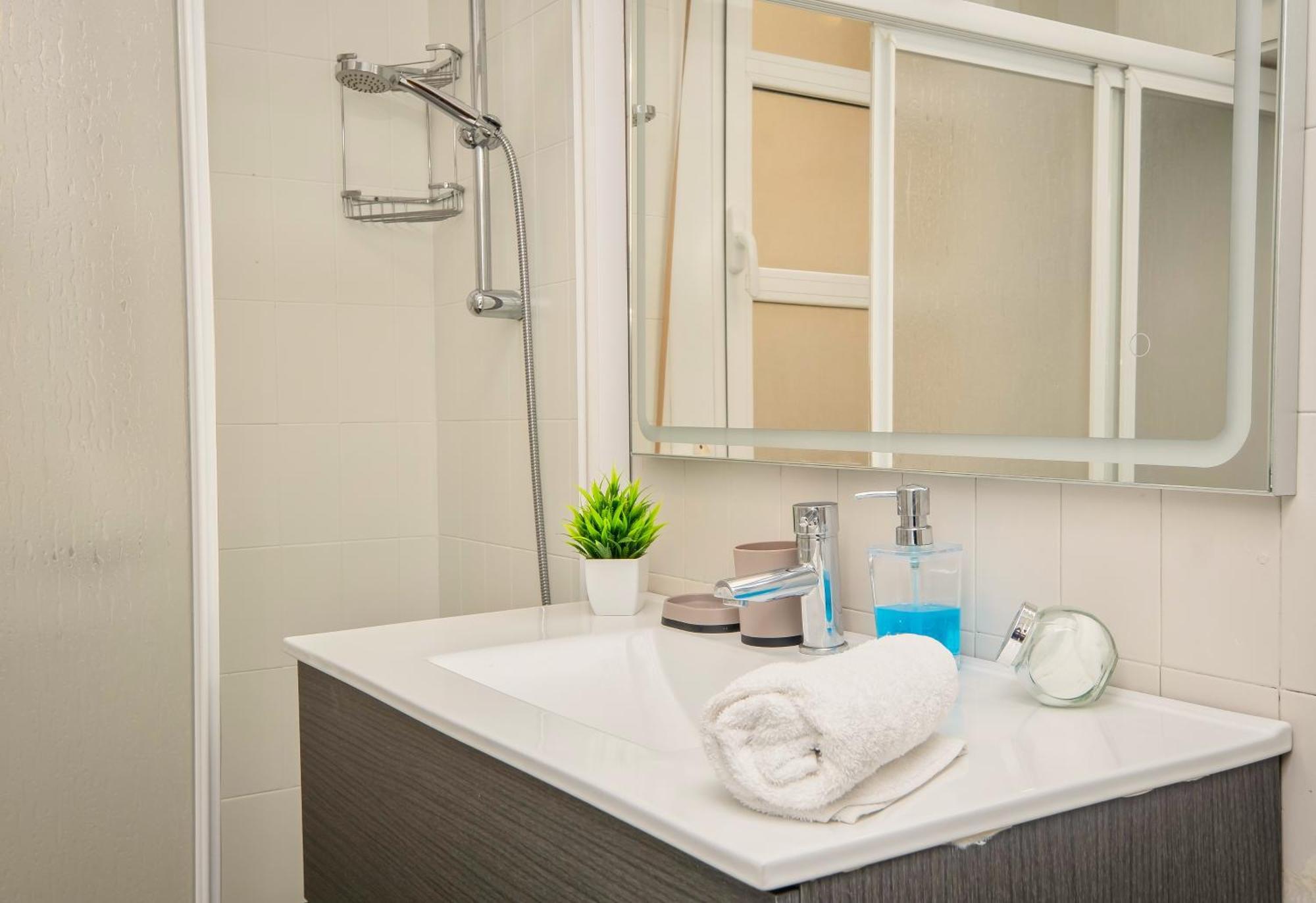 Santiago Tower Aire Ac Casco Antiguo By Apartamentos Logroño Zewnętrze zdjęcie
