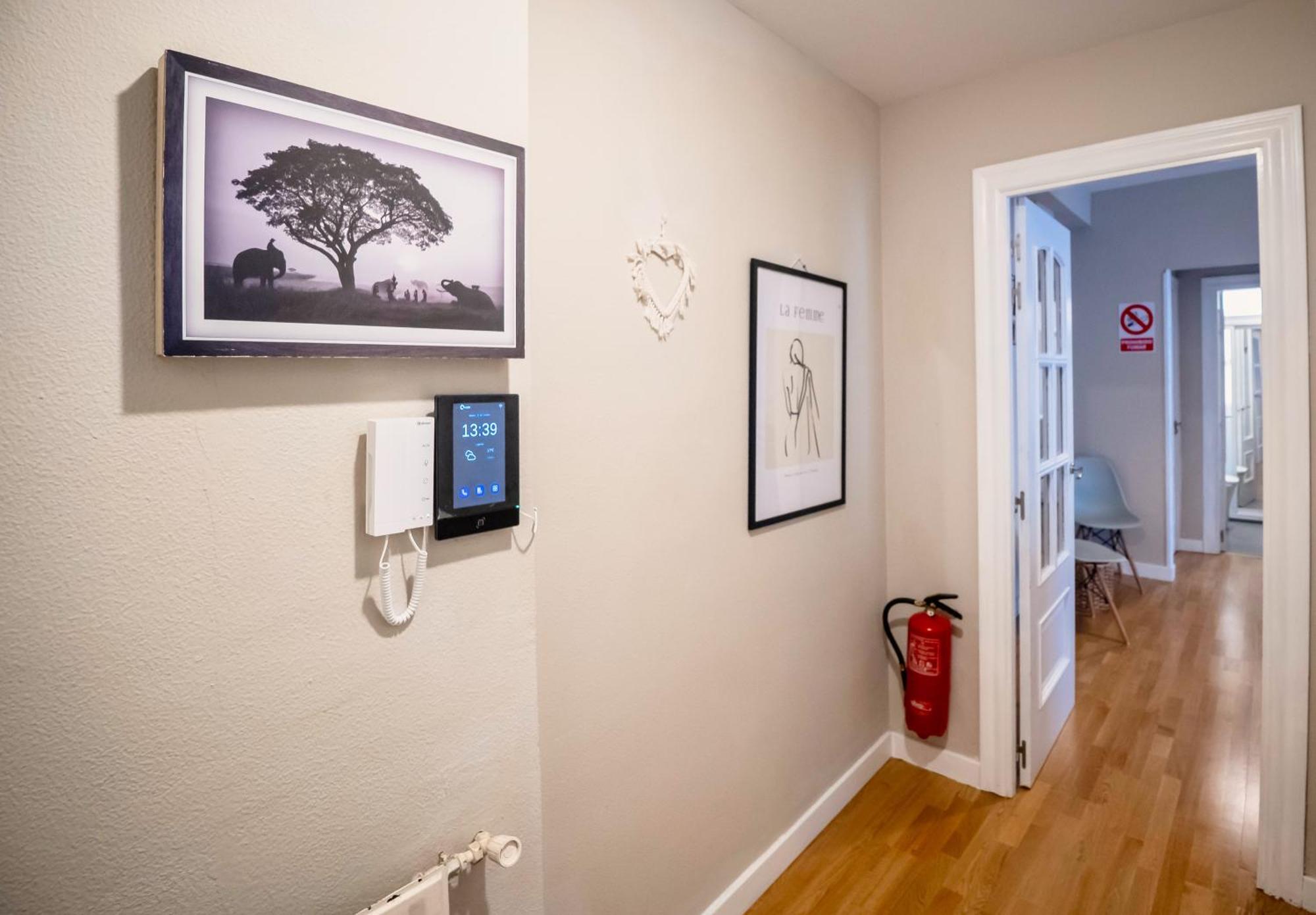 Santiago Tower Aire Ac Casco Antiguo By Apartamentos Logroño Zewnętrze zdjęcie
